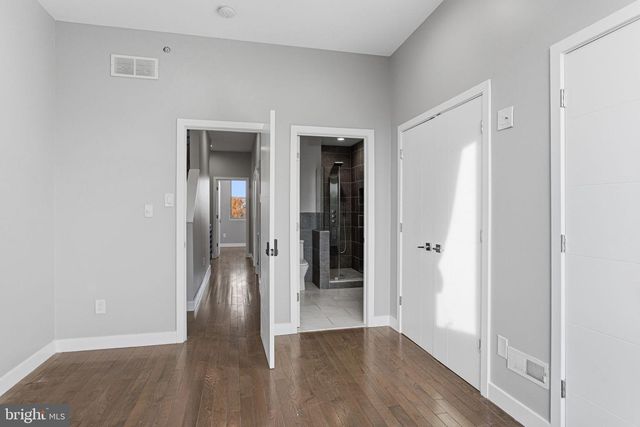 711 W MONTGOMERY AVE, Philadelphia, PA 19122