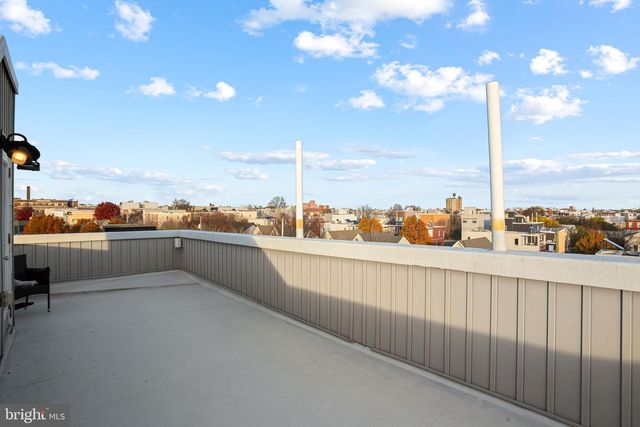 711 W MONTGOMERY AVE, Philadelphia, PA 19122