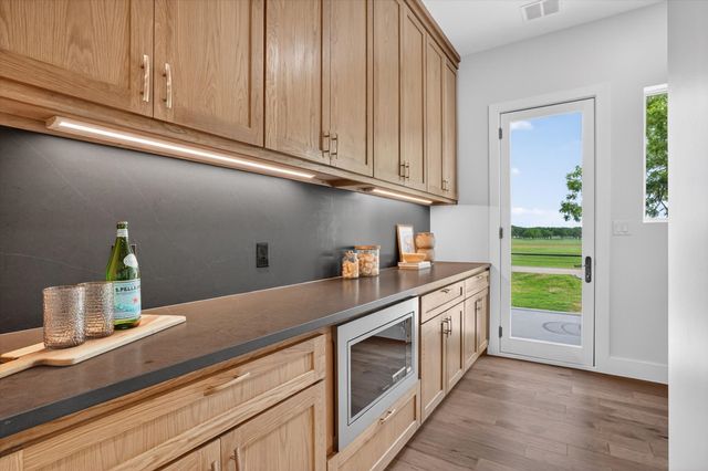 1046 River Ranch Lane, Weatherford, TX 76087