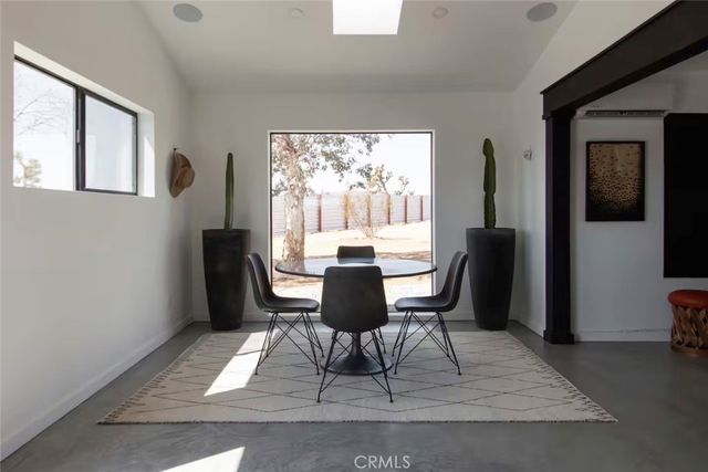 1564 Luna Mesa Road, Yucca Valley, CA 92284