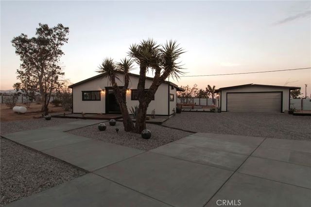 1564 Luna Mesa Road, Yucca Valley, CA 92284