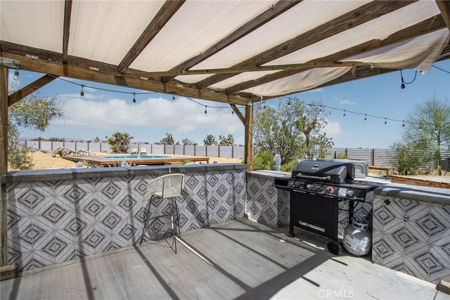 1564 Luna Mesa Road, Yucca Valley, CA 92284