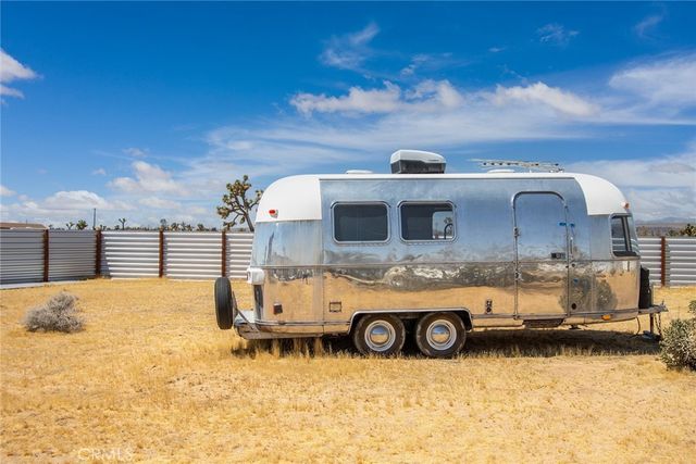 1564 Luna Mesa Road, Yucca Valley, CA 92284