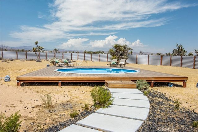 1564 Luna Mesa Road, Yucca Valley, CA 92284