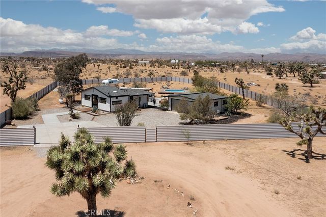 1564 Luna Mesa Road, Yucca Valley, CA 92284