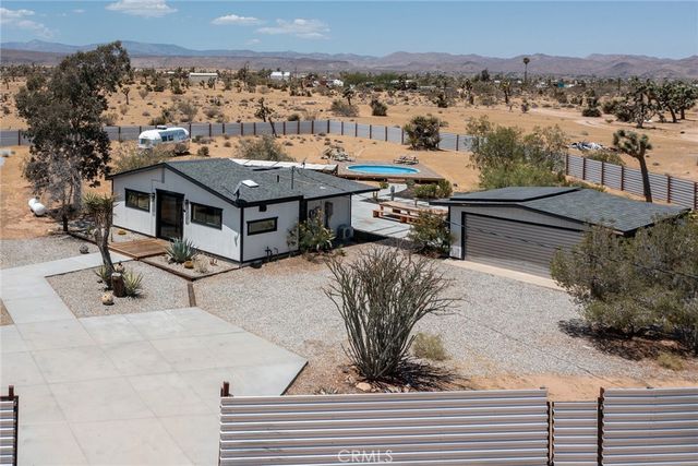 1564 Luna Mesa Road, Yucca Valley, CA 92284