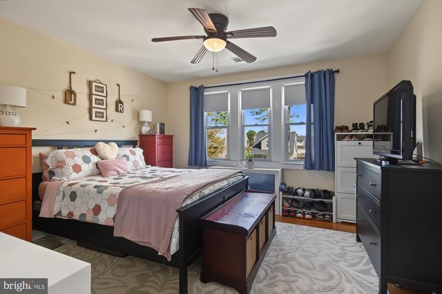 2811 PINEWOOD AVE, Baltimore, MD 21214