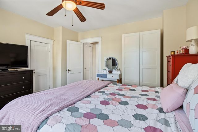 2811 PINEWOOD AVE, Baltimore, MD 21214