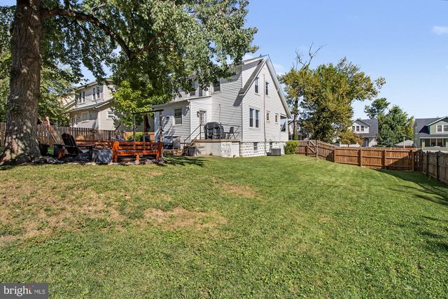 2811 PINEWOOD AVE, Baltimore, MD 21214