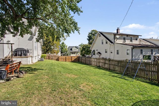 2811 PINEWOOD AVE, Baltimore, MD 21214