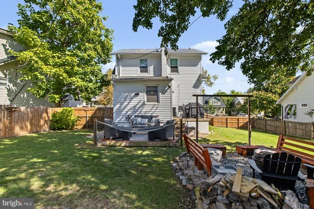 2811 PINEWOOD AVE, Baltimore, MD 21214