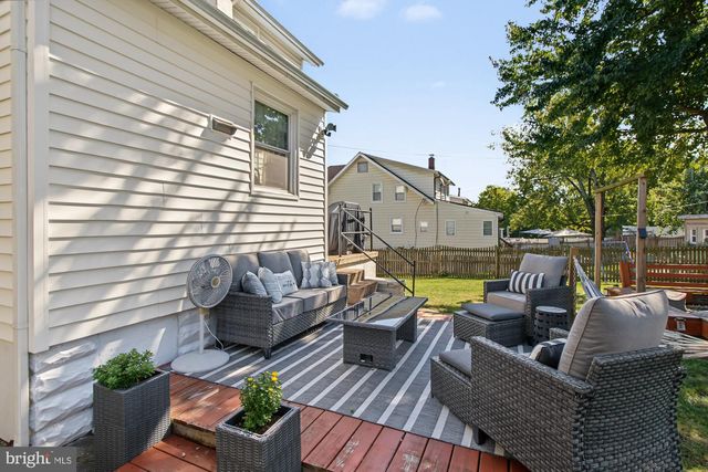 2811 PINEWOOD AVE, Baltimore, MD 21214