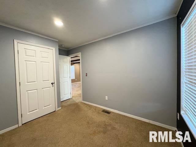 509 W MADISON Street, Herrin, IL 62948