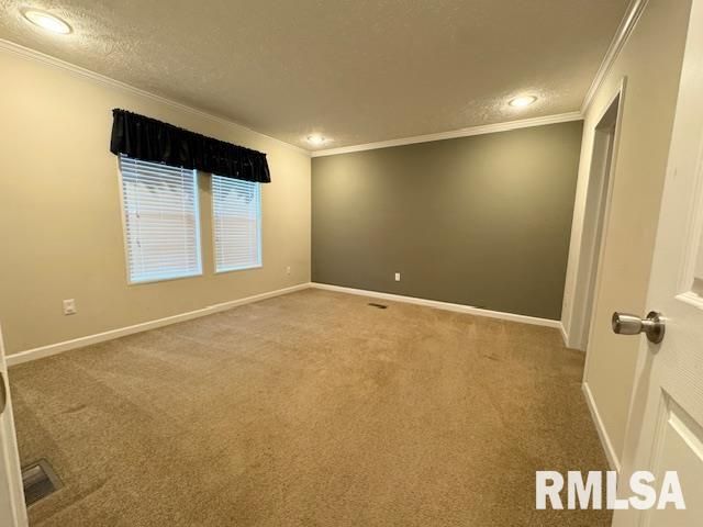 509 W MADISON Street, Herrin, IL 62948