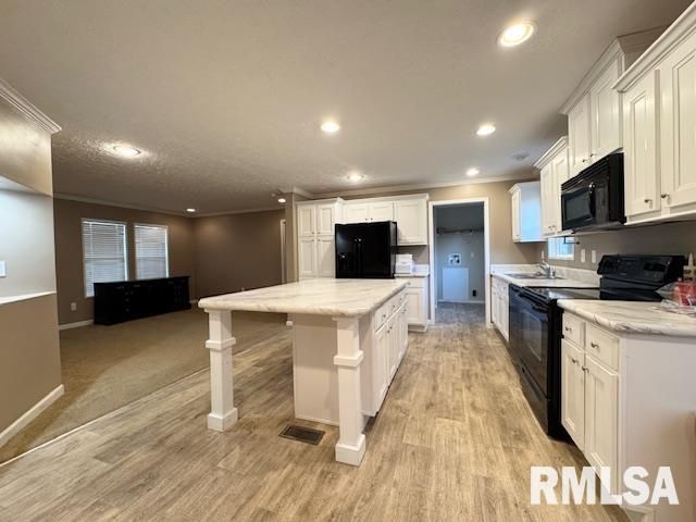 509 W MADISON Street, Herrin, IL 62948