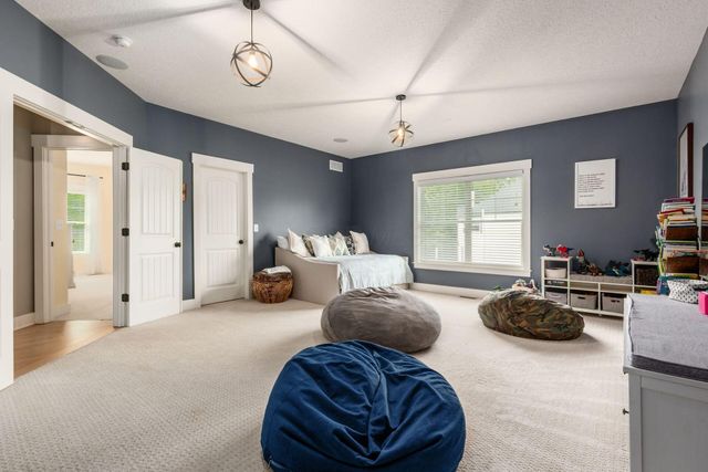 1002 Rambling Brook Way, Delaware, OH 43015