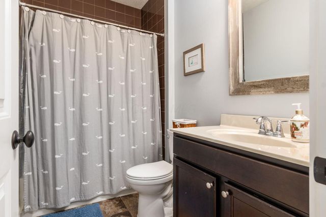 1002 Rambling Brook Way, Delaware, OH 43015