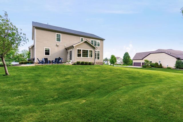 1002 Rambling Brook Way, Delaware, OH 43015