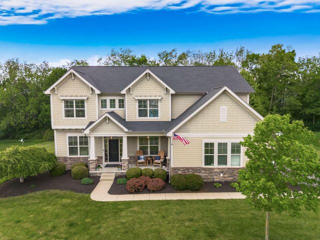 1002 Rambling Brook Way, Delaware, OH 43015