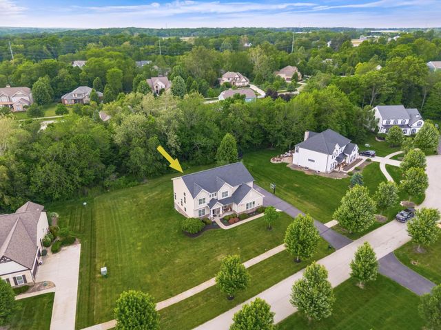 1002 Rambling Brook Way, Delaware, OH 43015