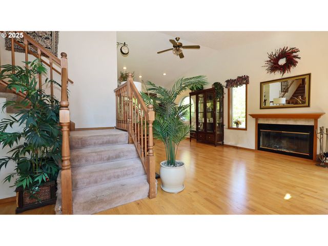 15915 Se MONNER Rd, Happy Valley, OR 97086