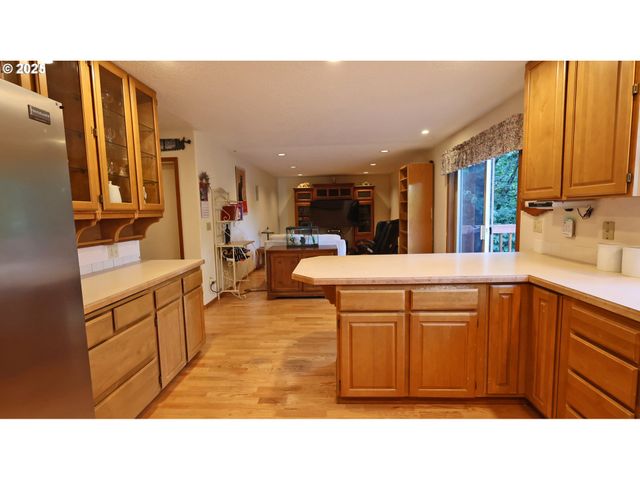 15915 Se MONNER Rd, Happy Valley, OR 97086