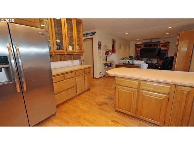 15915 Se MONNER Rd, Happy Valley, OR 97086