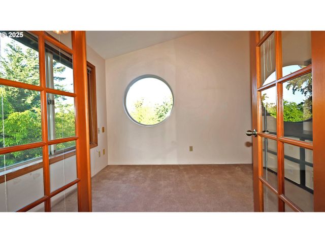 15915 Se MONNER Rd, Happy Valley, OR 97086