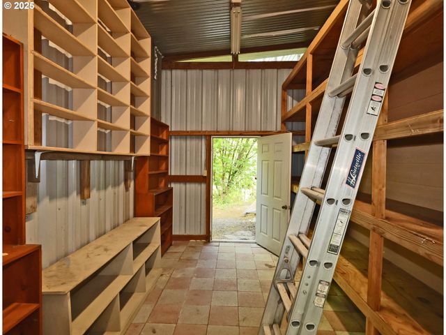 15915 Se MONNER Rd, Happy Valley, OR 97086