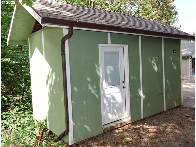 15915 Se MONNER Rd, Happy Valley, OR 97086