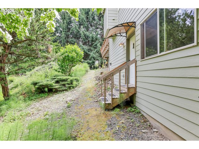 15915 Se MONNER Rd, Happy Valley, OR 97086