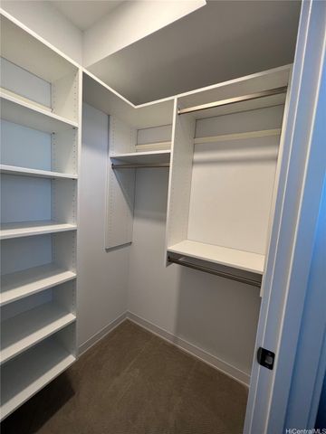 987 Queen Street 908, Honolulu, HI 96814