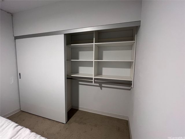 987 Queen Street 908, Honolulu, HI 96814