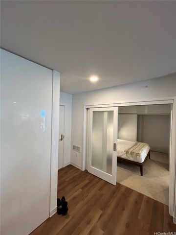 987 Queen Street 908, Honolulu, HI 96814