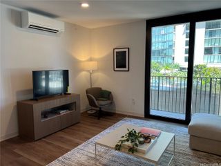 987 Queen Street 908, Honolulu, HI 96814