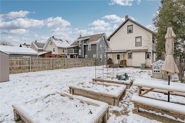 162 Portage Drive, Akron, OH 44303