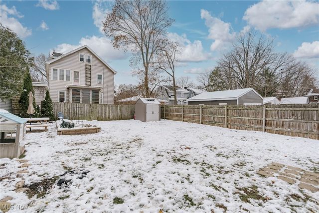 162 Portage Drive, Akron, OH 44303