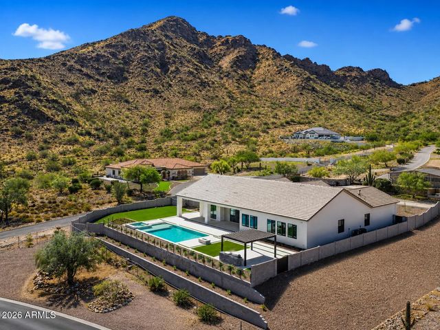 33954 N Mirage Court, Queen Creek, AZ 85144