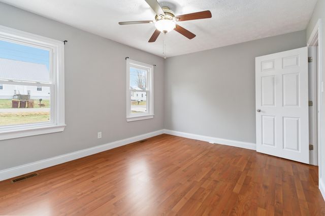 118 Sawyer Street, Somerset, KY 42501