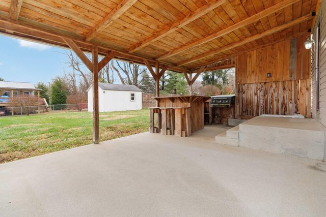 118 Sawyer Street, Somerset, KY 42501