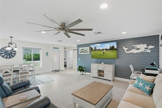 211 21ST STREET NE, Bradenton, FL 34208