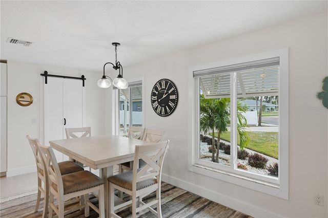 211 21ST STREET NE, Bradenton, FL 34208