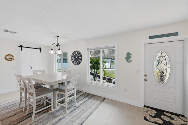 211 21ST STREET NE, Bradenton, FL 34208