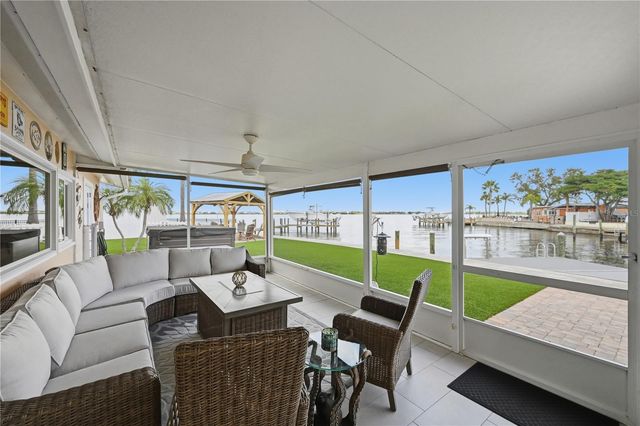 211 21ST STREET NE, Bradenton, FL 34208