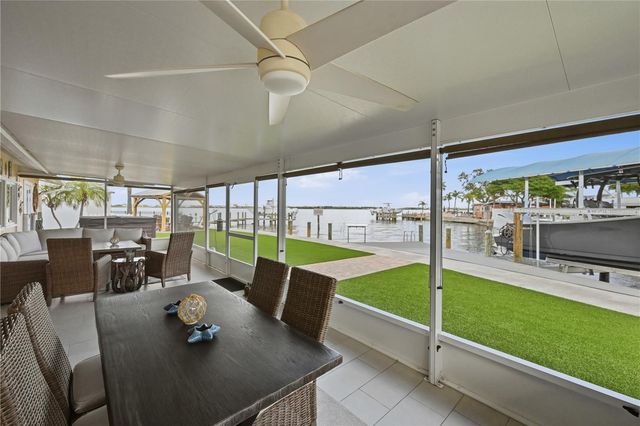 211 21ST STREET NE, Bradenton, FL 34208