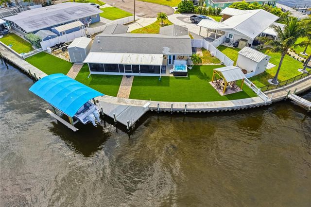 211 21ST STREET NE, Bradenton, FL 34208