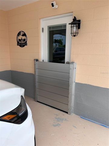 211 21ST STREET NE, Bradenton, FL 34208