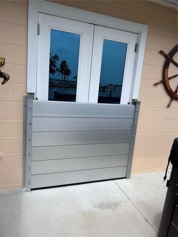 211 21ST STREET NE, Bradenton, FL 34208