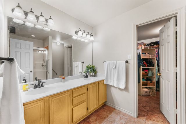 231 Juniper Ridge Circle, Desoto, TX 75115