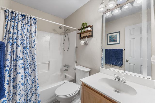 231 Juniper Ridge Circle, Desoto, TX 75115